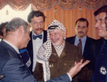Il dottor Magnani con Yasser Arafat